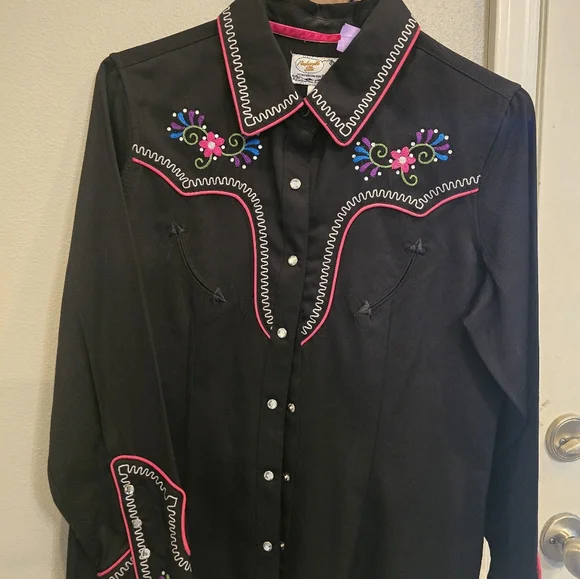 Panhandle Slim Black Button-Down Shirt with Pink & Blue Embroidery - Picture 3 of 4